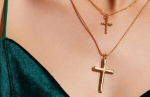 5 Dos and Don’ts of Wearing Religious Symbols and Jewelry